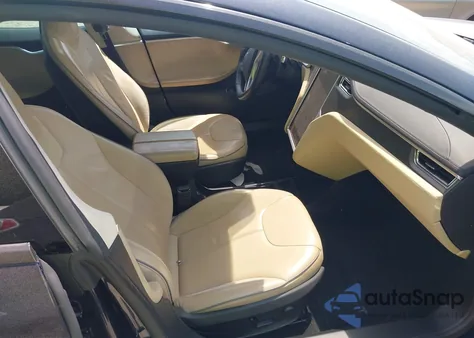 2013 Tesla Model S Performance из США, поврежденный, VIN 5YJSA1DP6DFP06464